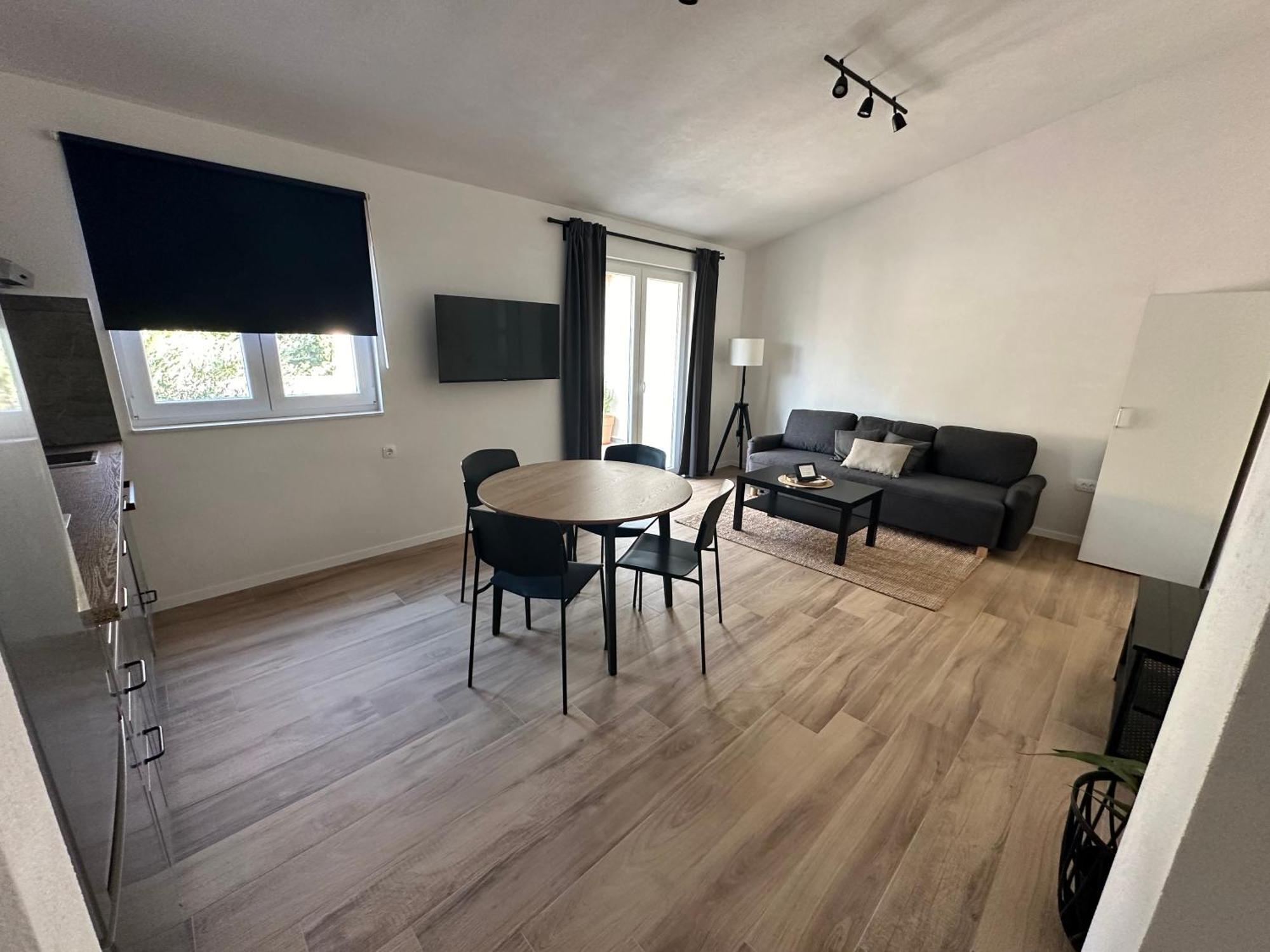 Climber Apartment สตารีกราด-ปาเคลนีซา ภายนอก รูปภาพ